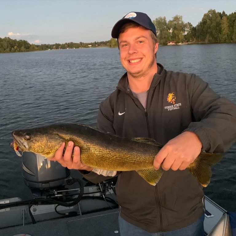 Zachary Razminas - Fishing Hall of Fame of Minnesota